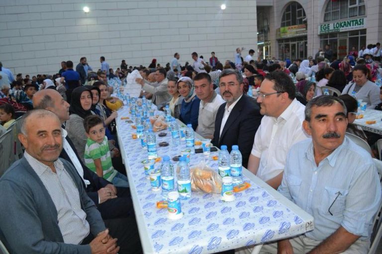 35298593_1750194861731544_5947541707863097344_n_1750194828398214