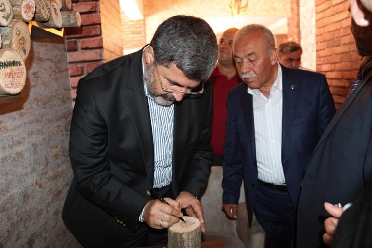 35973112_1761651020585928_6924614469549031424_n_1761651000585930