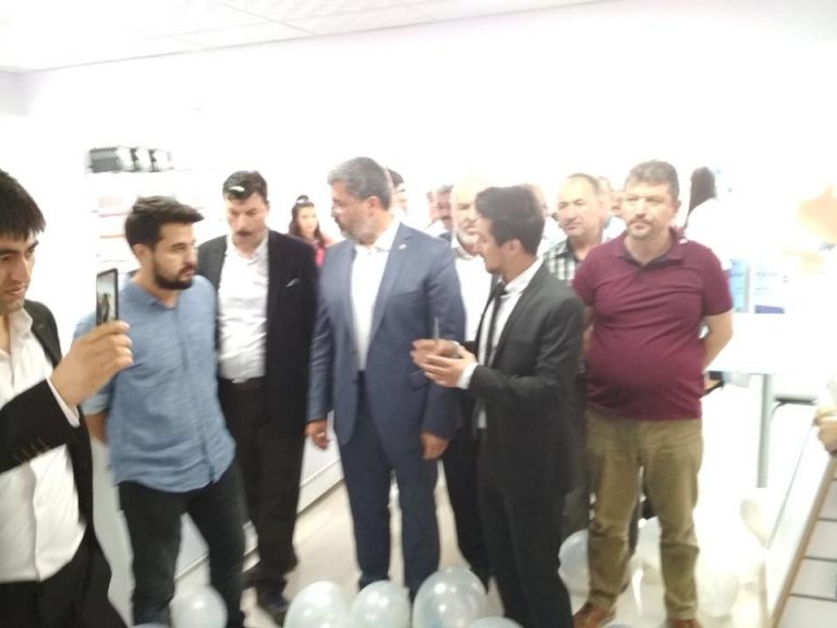 36063699_1763230133761350_8217705693604478976_n_1763230120428018