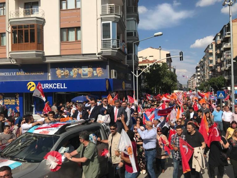 36223415_1765139420237088_8599152498055315456_n_1765139403570423