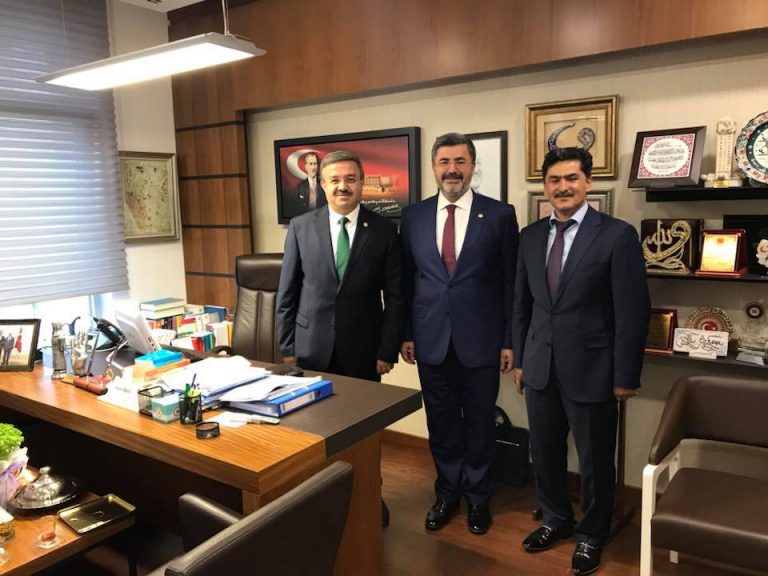 37815595_1816473605103669_8191655132111306752_n_1816473601770336