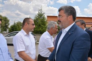 39924010_1866395880111441_5488013218309734400_n_1866395873444775