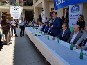 40086245_1869651726452523_5218158494661738496_n_1869651693119193