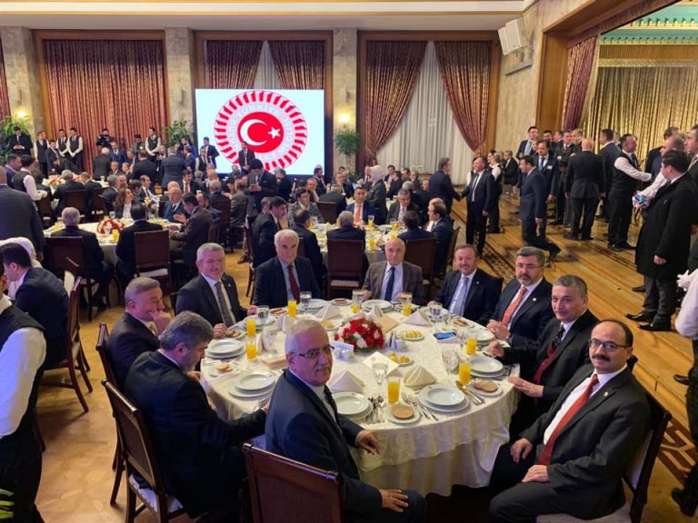 52784516_2116319988452361_2339672413609918464_n_2116319985119028