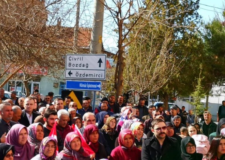 52803599_2132479470169746_27709677294845952_n_2132479463503080