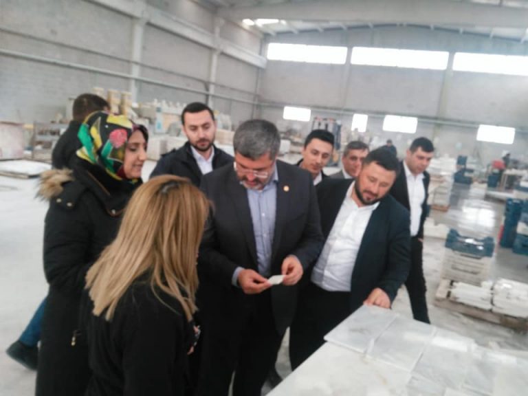 52832995_2123446521073041_1652417207470129152_n_2123446514406375