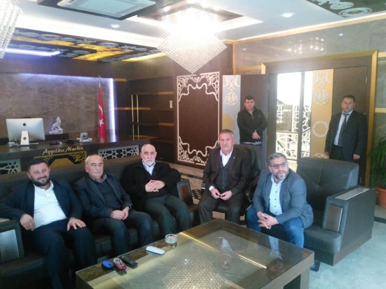 52958291_2123369857747374_8458305165911392256_n_2123369854414041