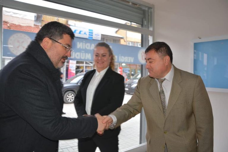 53028738_2127046760713017_9017442743152017408_n_2127046754046351