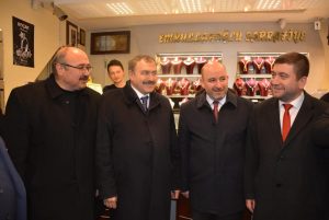 53238281_2127046967379663_5190567289744785408_n_2127046947379665