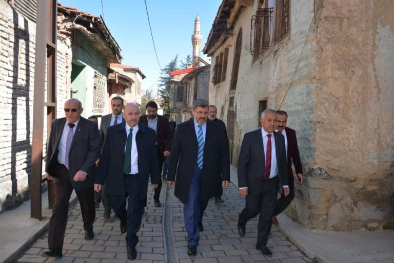 53260607_2142528372498189_7220287006117462016_n_2142528369164856