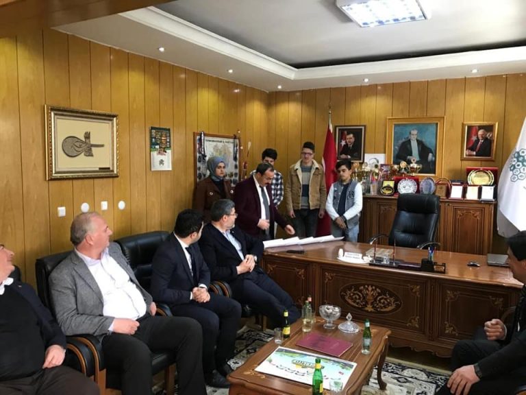 53285644_2134032330014460_5346972780141215744_n_2134032323347794