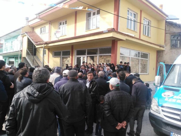 53298628_2134047670012926_335074699685920768_n_2134047663346260