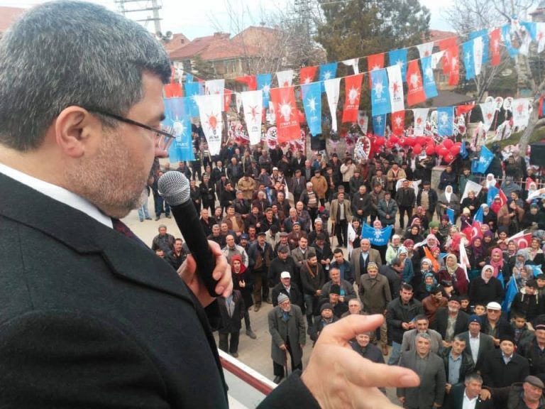 53303526_2139930732757953_6093689480621850624_n_2139930729424620