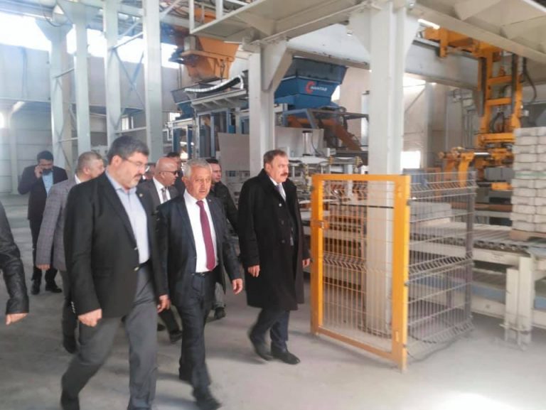 53313390_2140852159332477_605126012576989184_n_2140852155999144