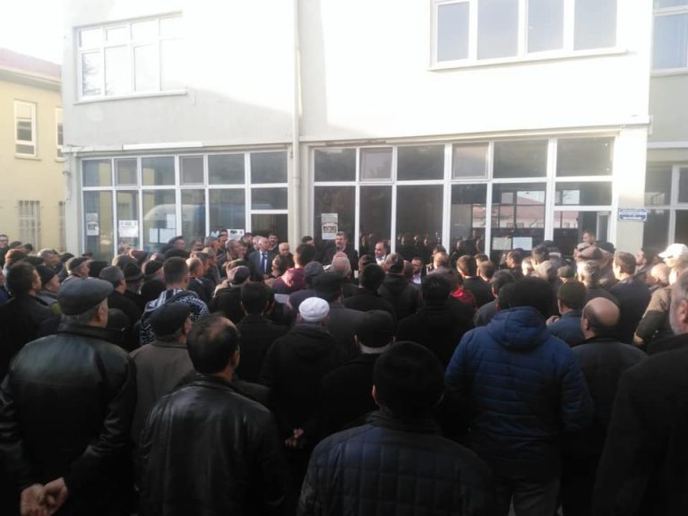 53337692_2134114970006196_4127854752782352384_n_2134114960006197