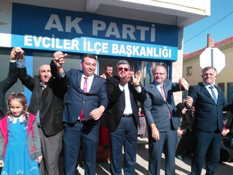 53343635_2132479076836452_14280426956783616_n_2132479070169786