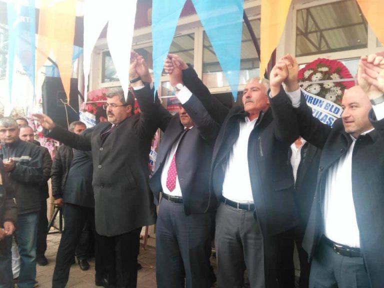 53934118_2139836872767339_7591076377504251904_n_2139836862767340