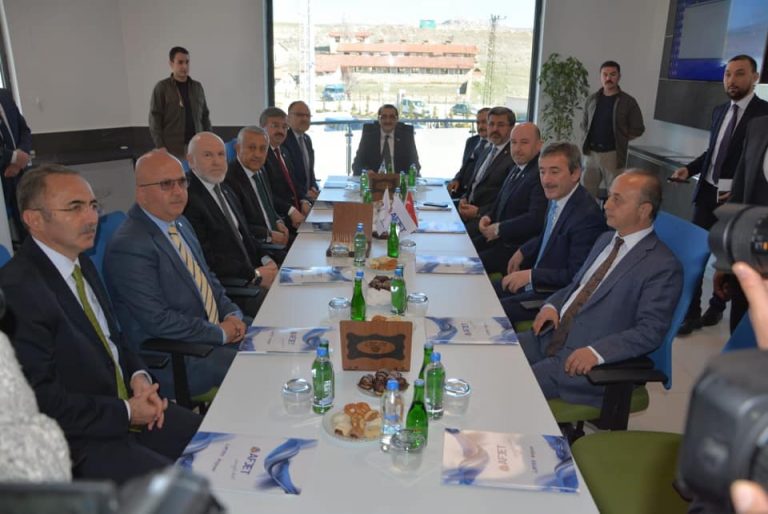 54278442_2157037114380648_3077912515095560192_n_2157037111047315