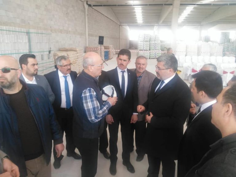 54356091_2159983740752652_6659894503857455104_n_2159983730752653