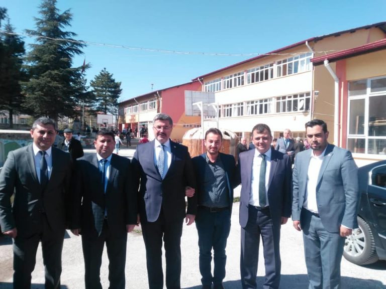 54517212_2159885490762477_7338760547946463232_n_2159885477429145