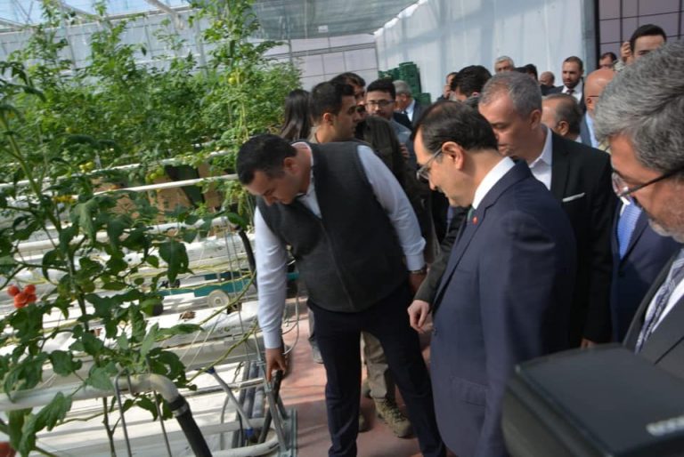 54517987_2157082557709437_4238832627492061184_n_2157082544376105