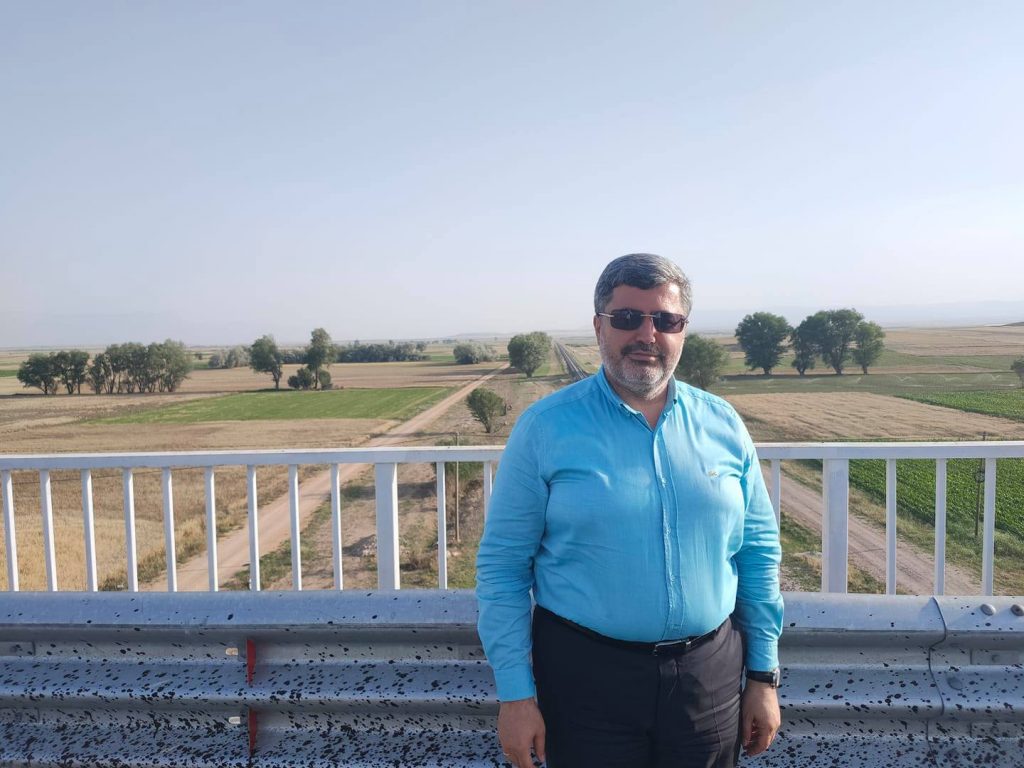 Milletimizin Emrinde ve Yanındayız