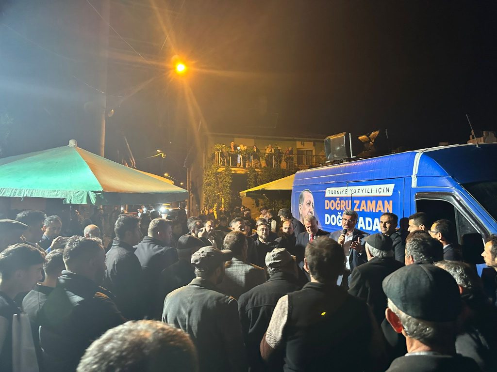 “Dev Yatırımlar ile Yola Devam”