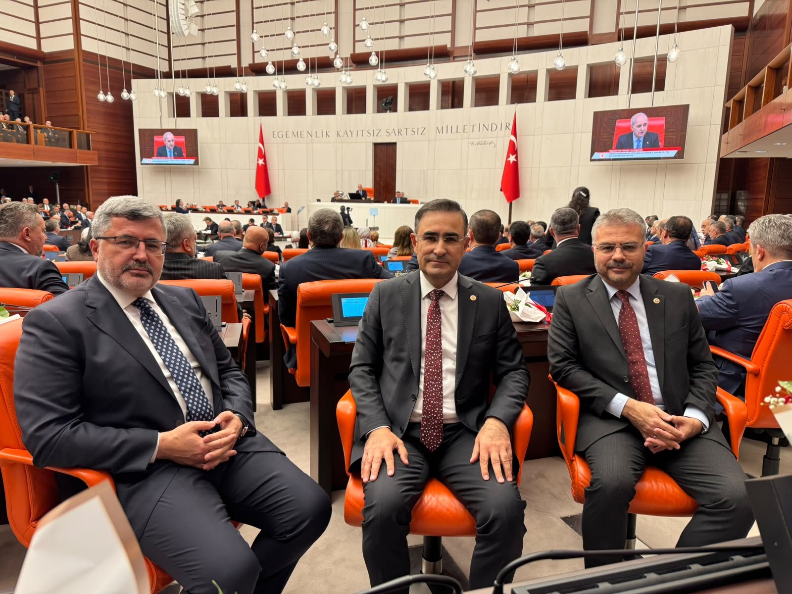 “Yeni anayasa, yeni yasama döneminin önemli gündemlerinden biri olacaktır”